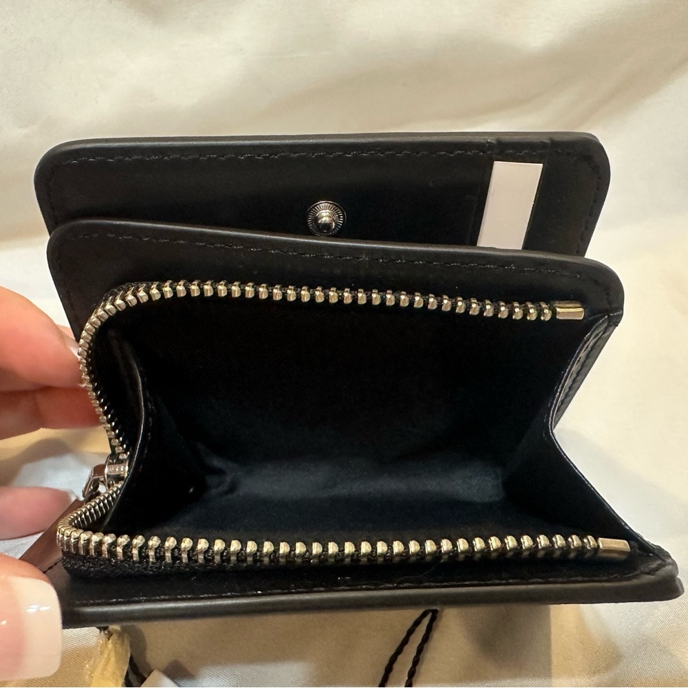 Marc Jacobs Mini Black Compact Coin Pouch Card Wallet - Picture 5 of 9